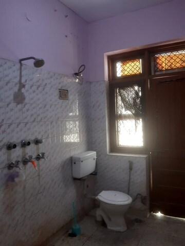 Bathroom in 1 RK Builder Floor at Green View Apartment Sector 15A, Sector 15a – for Rent