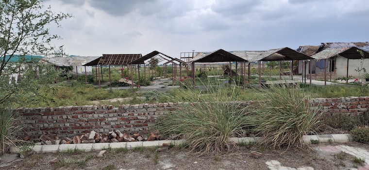 undefined, jewar  150 Sq.Yd. Plot In Jewar Greater Noida 8858812