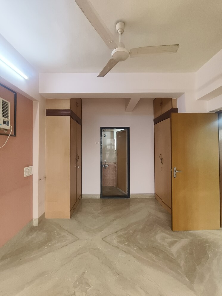 Room, gold-mist 3 Bedroom 1200 Sq.Ft. Apartment In Vile Parle West Mumbai 8858819