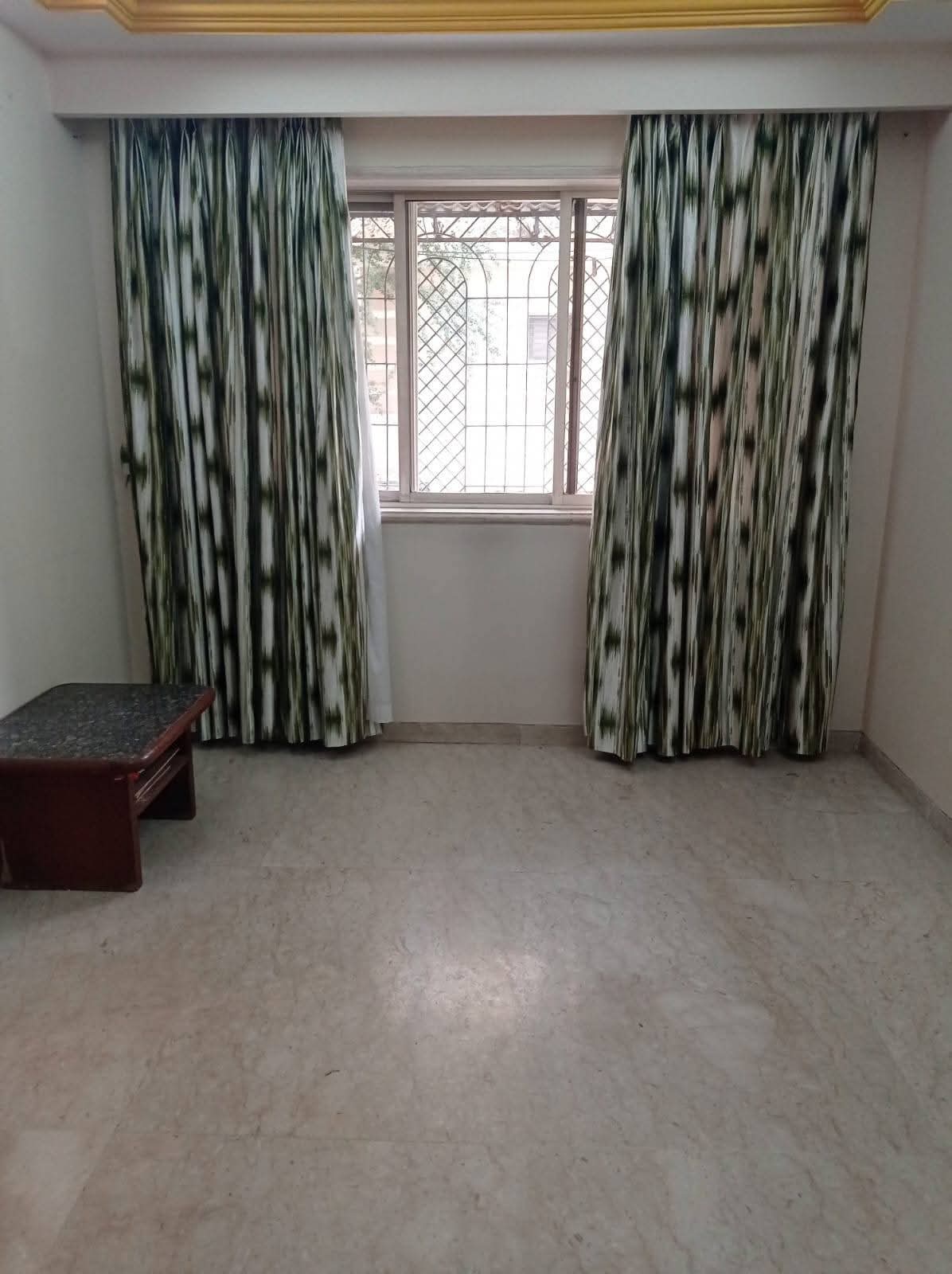 1 BHK + Extra Room 565 Sq.Ft. Apartment in Poonam Complex