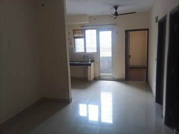 Room in 2 BHK Apartment at Aditya Urban Homes, Shahpur Bamheta – for Rent