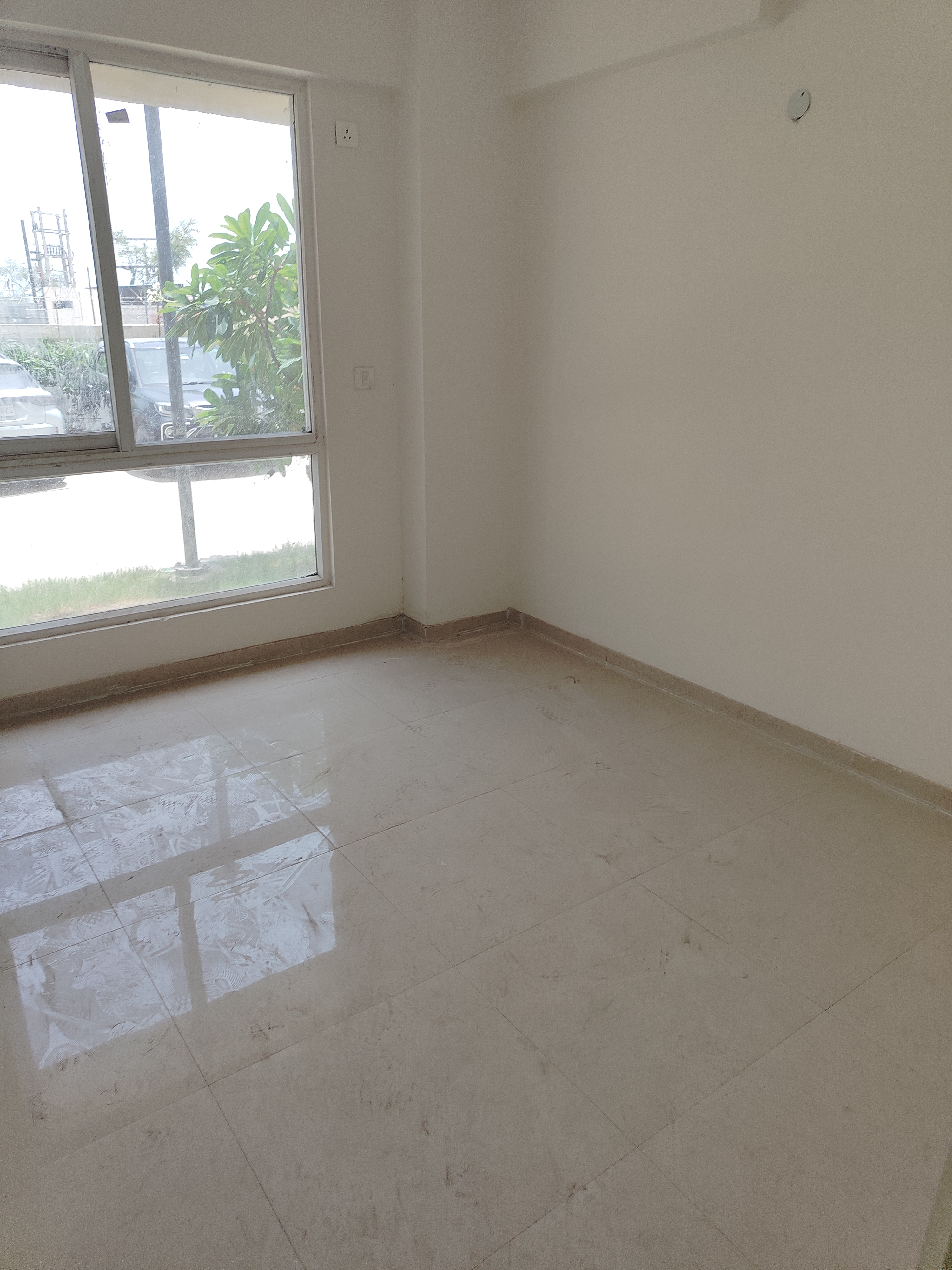 2 BHK Apartment For Rent in Signature The Millennia 2