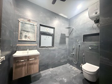 Kitchen in 3 BHK Apartment at Vipul Belmonte, Sector 53 – for Sale