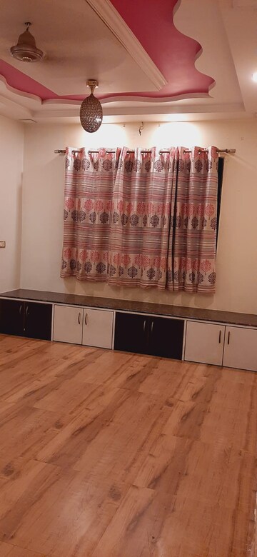 Room in 2 BHK Apartment at Panchavati Complex, Kamothe – for Rent