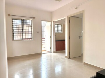 Room in 1 BHK Apartment at Indiranagar – for Rent
