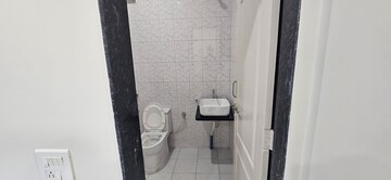 Bathroom in 3 BHK Villa at Baner – for Rent
