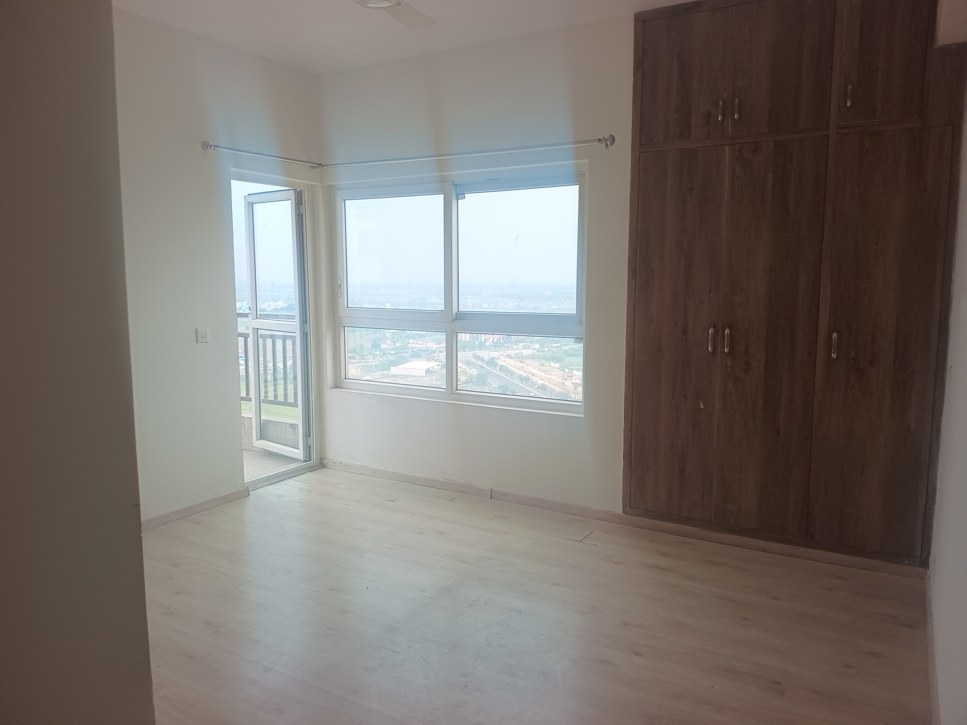 3 BHK 1689 Sq.Ft. Apartment in Adani M2K Oyster Grande