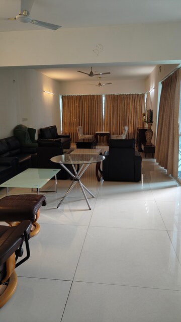 Master Bedroom in 4 BHK Apartment at Amanora Aspire Towerss, Hadapsar – for Rent