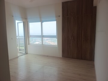Room in 3 BHK Apartment at Adani M2K Oyster Grande, Sector 102 – for Rent
