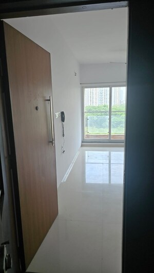 2 BHK Apartment For Sale in Rustomjee Urbania Azziano, Thane West
