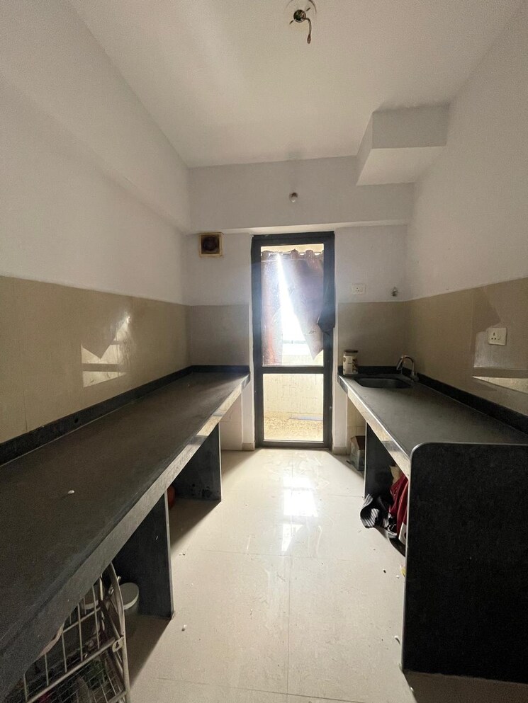 Kitchen, lodha-palava-city-lakeshore-greens 1 Bedroom 516 Sq.Ft. Apartment In Dombivli East Thane 8859162