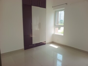 Room in 3 BHK Apartment at Adani M2K Oyster Grande, Sector 102 – for Rent