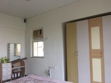 Room in 4 BHK Apartment at Hiranandani Estate Evelina, Ghodbunder Road – for Rent