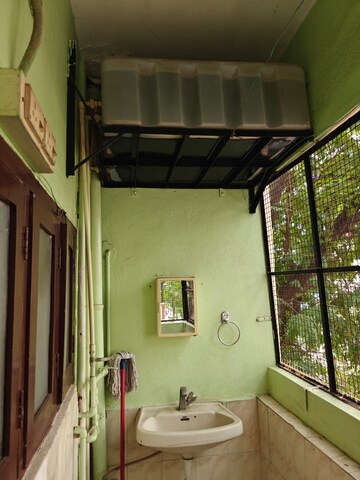 Furnished Amenities in 3 BHK Apartment at Sumanjali Apartment, Gandhi Nagar – for Rent