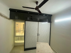 Room in 3 BHK Apartment at Gaurs Siddhartham, Siddharth Vihar – for Sale