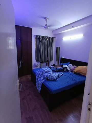 Furnished Amenities in 2 BHK Apartment at Jaypee Greens Kosmos, Sector 134 – for Rent