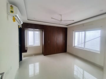 Room in 4 BHK Villa at RK-CPR Bella Vista, Nallagandla – for Rent