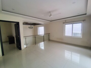 Room in 4 BHK Villa at RK-CPR Bella Vista, Nallagandla – for Rent