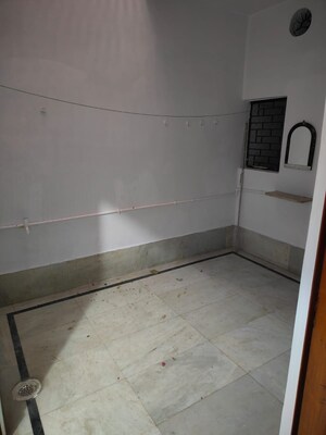 Room in 4 BHK Independent House at Indira Nagar – for Sale