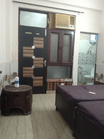1 BHK Builder Floor For Rent in Niti Khand