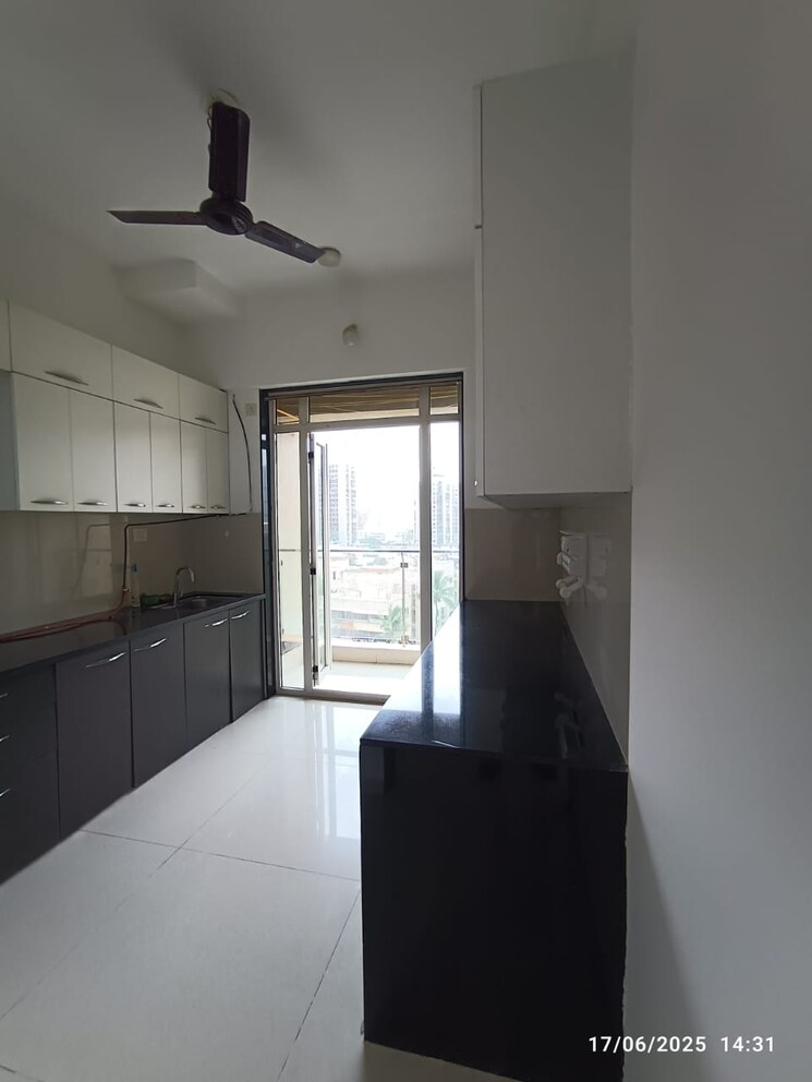 Kitchen, runwal-elegante 4 Bedroom 1730 Sq.Ft. Apartment In Andheri West Mumbai 8859574