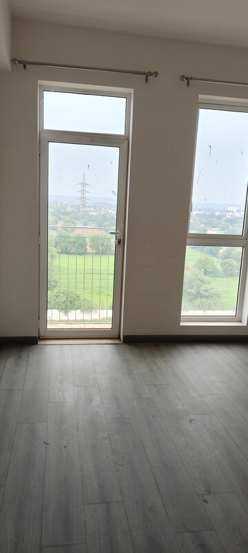 Room in 2 BHK Apartment at Ireo The Corridors, Sector 67a – for Rent