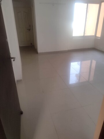 Room in 1 BHK Apartment at Wave Dream Homes, Wave City – for Rent