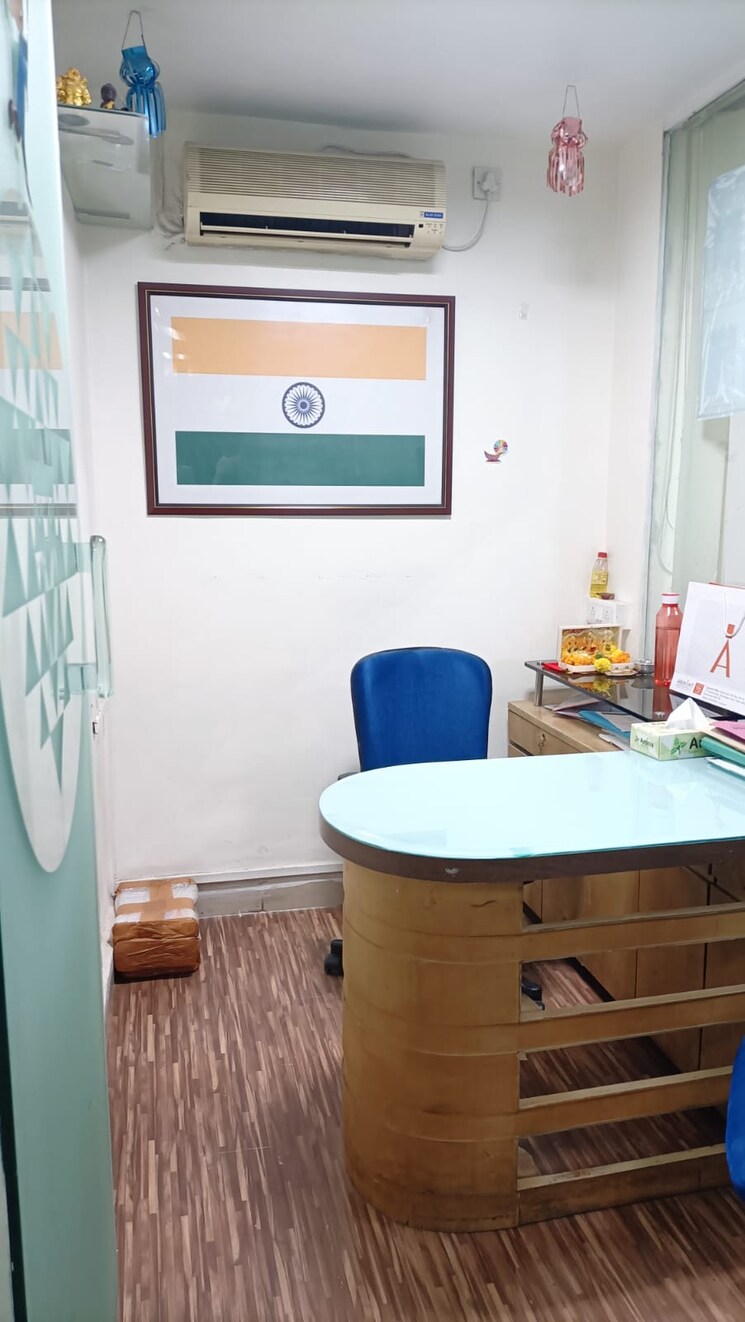Team Area, bsel-tech-park Commercial Office Space 700 Sq.Ft. In Vashi Sector 30a Navi Mumbai 8859601