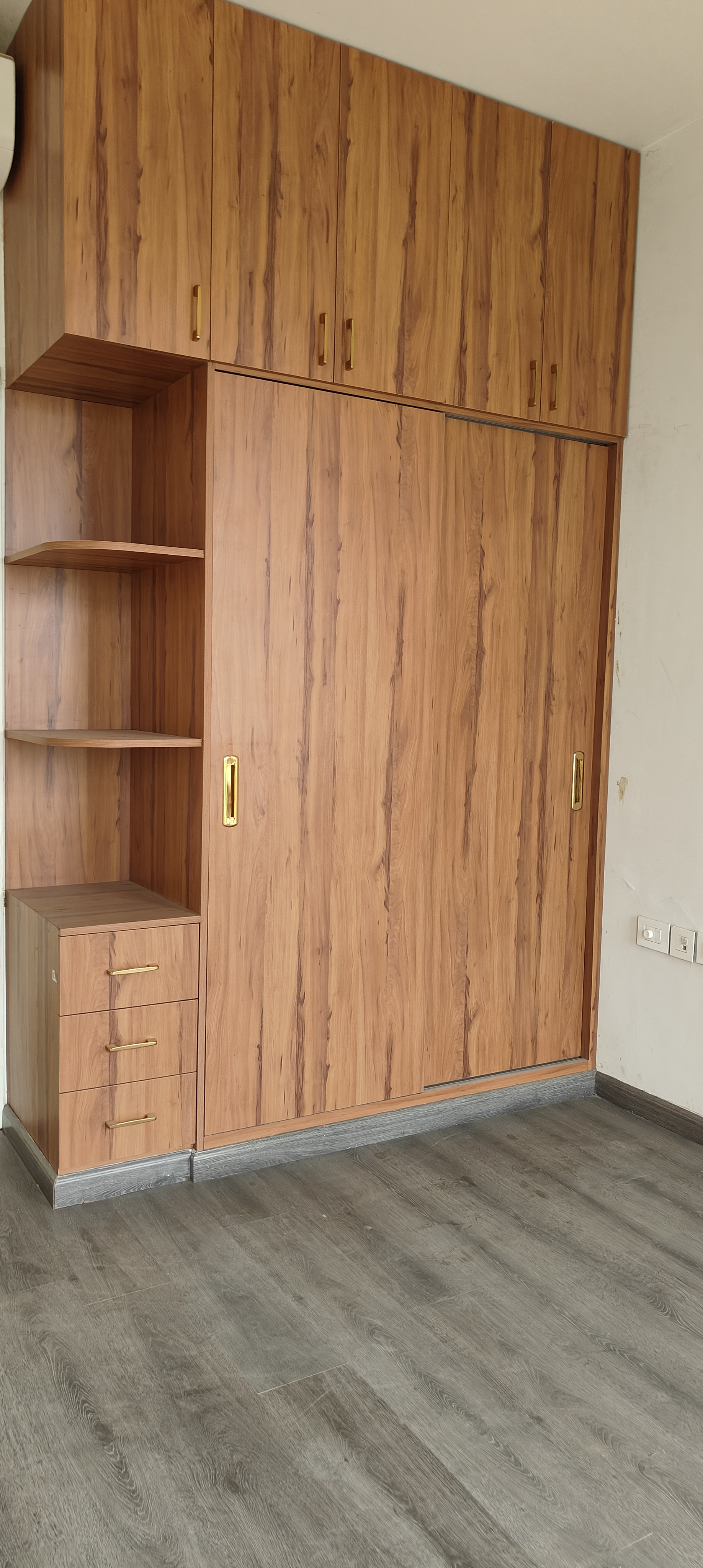 2 BHK + Study Room Apartment For Sale in Ireo The Corridors