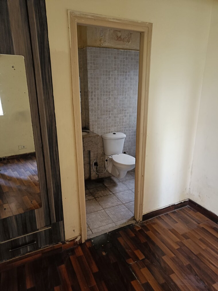 Room, paras-tierea 2 Bedroom 825 Sq.Ft. Apartment In Sector 137 Noida 8859629