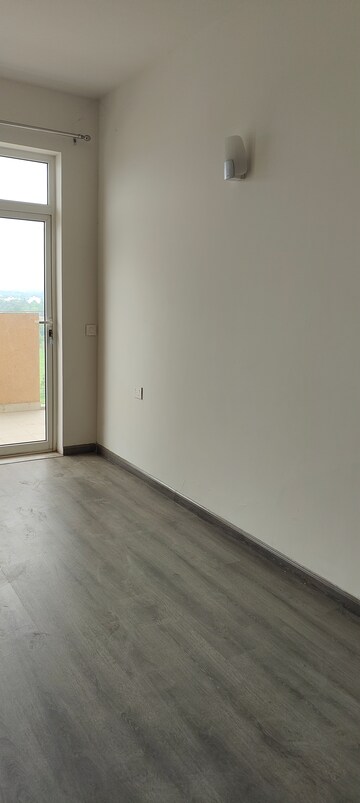 Room in 2 BHK Apartment at Ireo The Corridors, Sector 67a – for Sale