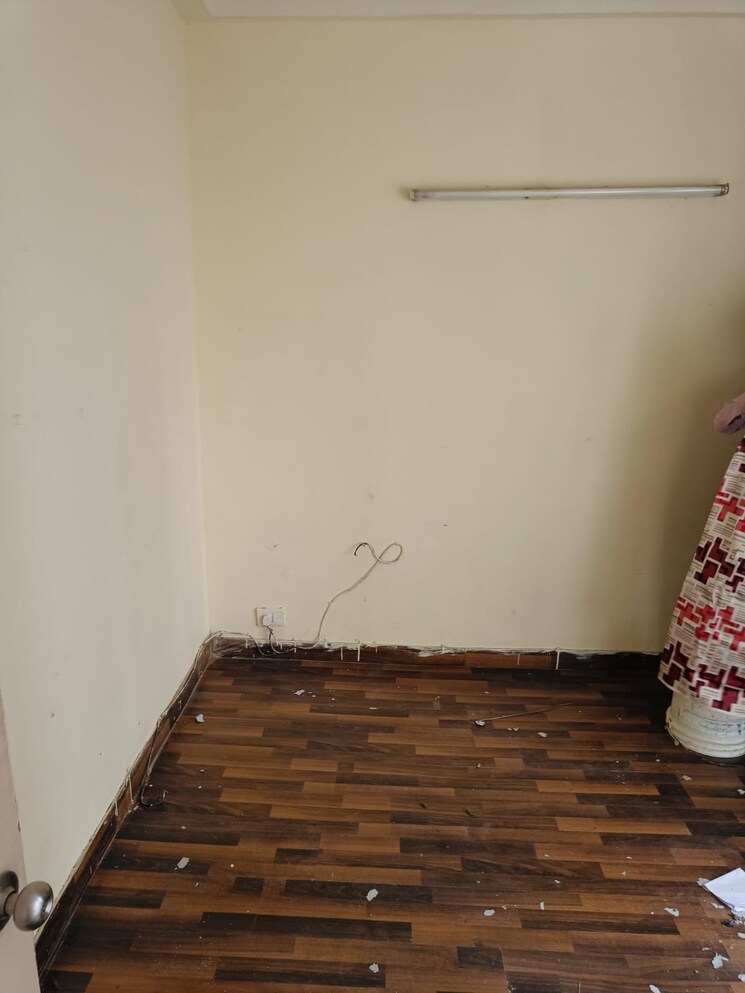 Room, paras-tierea 2 Bedroom 825 Sq.Ft. Apartment In Sector 137 Noida 8859629