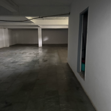 Room in  Office Space in IT/SEZ at DLF Trinity Towers, Sector 53 – for Rent