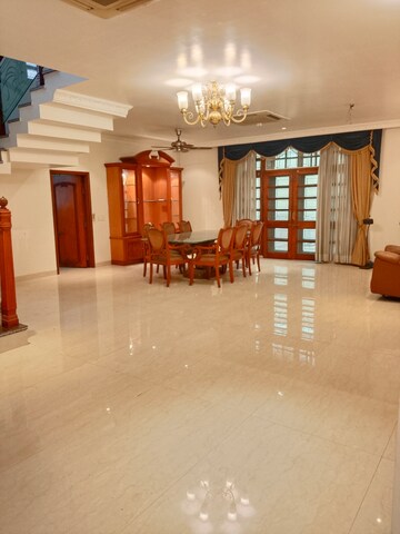 5 BHK Villa For Rent in Arera Colony