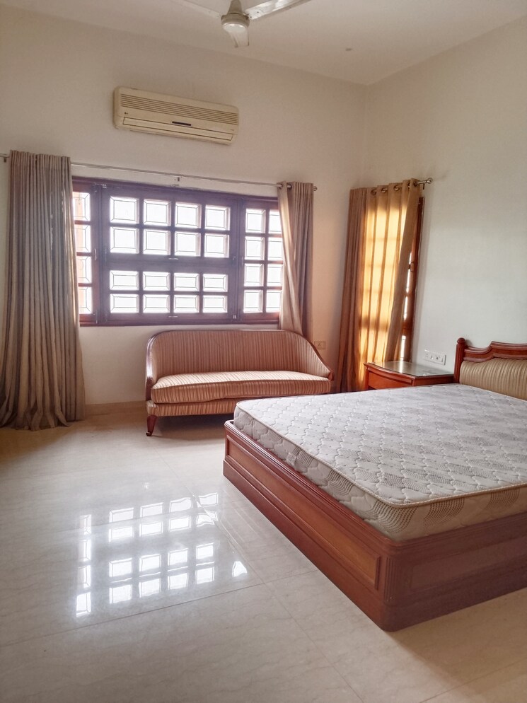 Bedroom, arera colony 5 Bedroom 6000 Sq.Ft. Villa In Arera Colony Bhopal 8859659