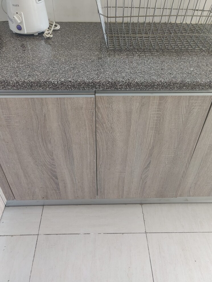 Bathroom, dlf-ultima-phase-ii 3 Bedroom 1912 Sq.Ft. Apartment In Sector 81 Gurgaon 8859665