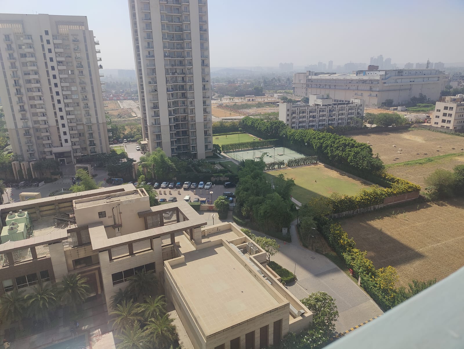 3 BHK + Servant Room,Extra Room Apartment For Rent in DLF Ultima Phase II