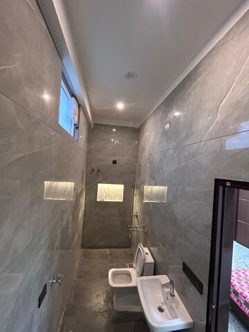 Attached Bathroom in 2 BHK Builder Floor at Dehradun Cantt – for Rent
