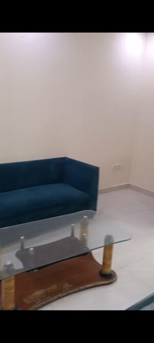 Furnished Amenities in 3 BHK Builder Floor at East of Kailash Block-B RWA, East Of Kailash – for Sale