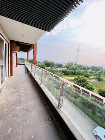 5 BHK Builder Floor For Rent in Unitech Uniworld Resorts-The Residences, Sector 33