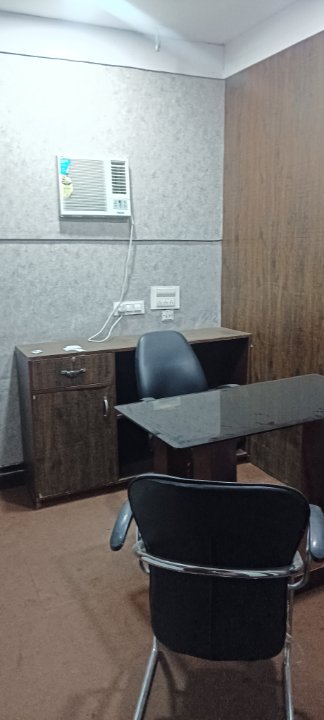 Office Space For Rent in Sector 17