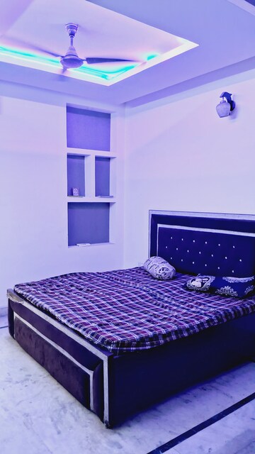 Bedroom in 2 BHK Builder Floor at Subhash Nagar – for Rent