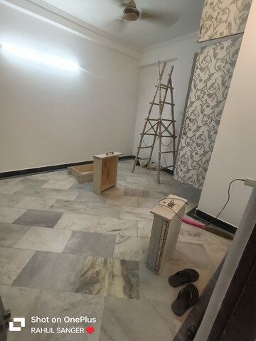 Room in 2 BHK Builder Floor at Khirki Extension – for Rent