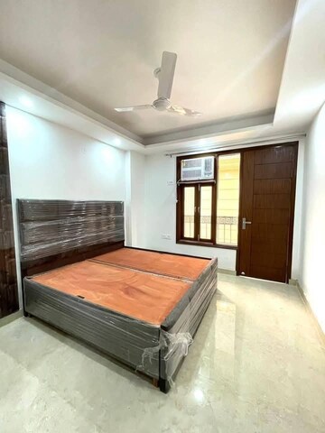 Bedroom in 3 BHK Builder Floor at Mahavir Enclave 1 – for Sale