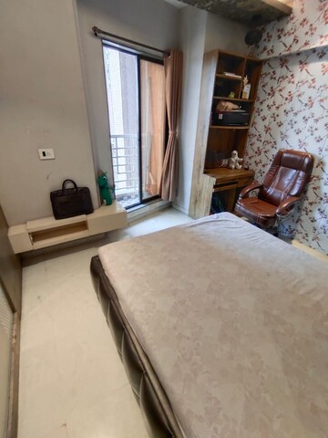 Bedroom in 2 BHK Apartment at Lodha Amara, Kolshet Road – for Rent