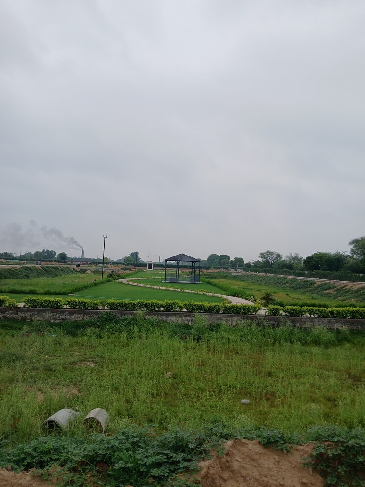 Garden, mansha-orchid  160 Sq.Yd. Plot In Sector 110 Faridabad 8859894