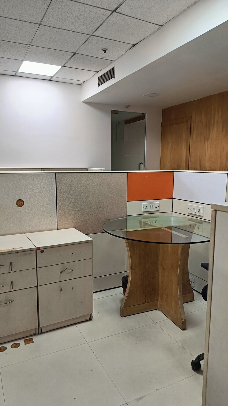 Team Area, ambuja-ecospace-business-towers Commercial Office Space 2750 Sq.Ft. In New Town Kolkata 8859844