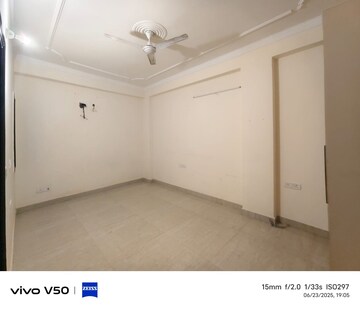 3 BHK Builder Floor For Rent in Chattarpur