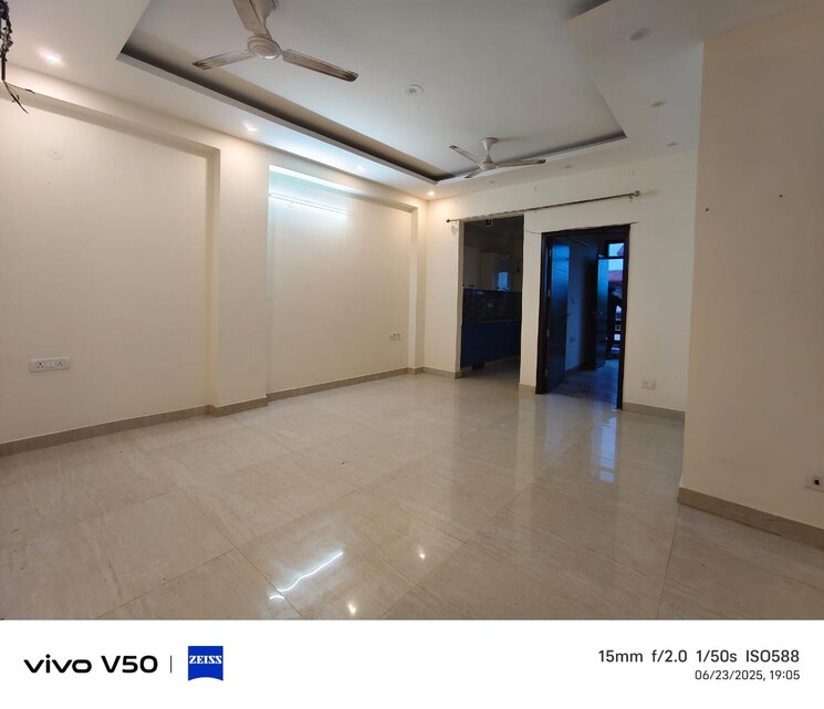 Room, chattarpur 3 Bedroom 900 Sq.Ft. Builder Floor In Chattarpur Delhi 8859929