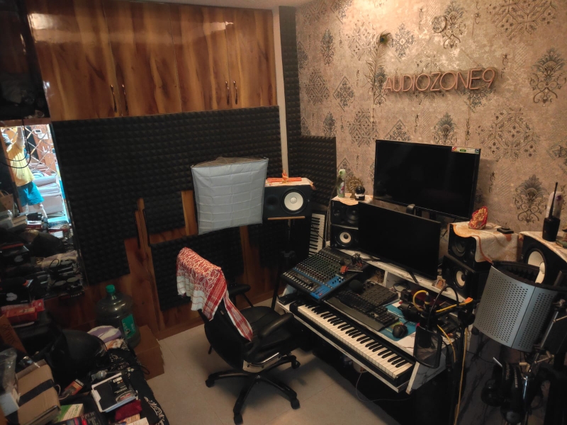 2 BHK Builder Floor For Sale in Vasundhara Sector 1